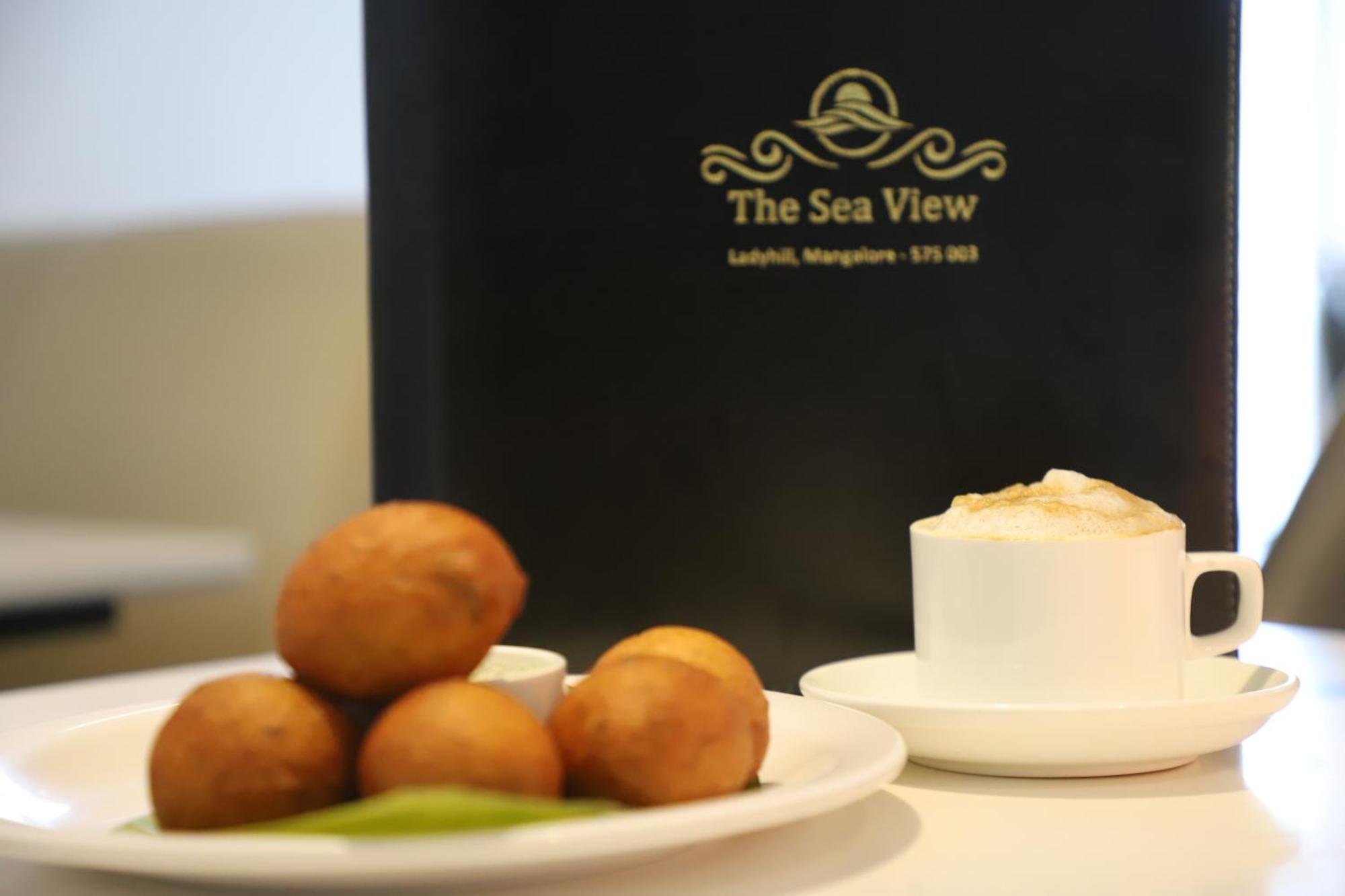 Hotel The Sea View, มังคาลอร์ ภายนอก รูปภาพ
